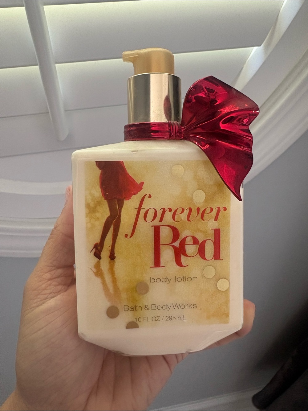 Bath & Body Works Original FOREVER RED Body Lotion Pump 10 oz 2/3 full